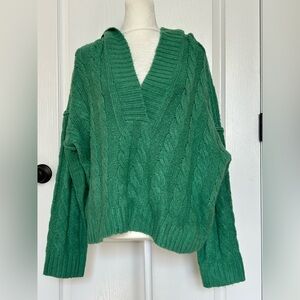 American Eagle Outfitters Women’s Green Cropped Hoodie V-Neck Sweater Medium